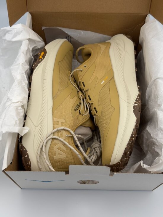 HOKA Men’s Transport GTX Gore-Tex Shoes Wheat Oat Milk Size 9.5 main image 8